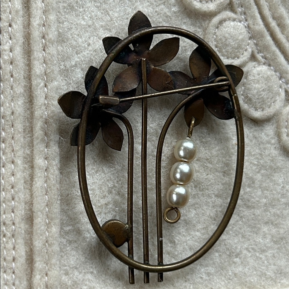 Art Deco Style Brooch - Czech Republic - Picture 4 of 12